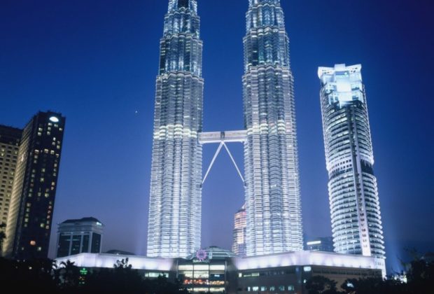 kuala-lumpur-petronas-towers-malaysia-malaysia-1024x1024