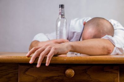 ACTION OF ALCOHOL ON INTERNAL ORGANS