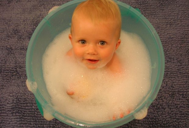 BATHING AND CLEANLINESS DURING INFANCY AND CHILDHOOD