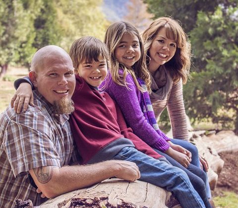 EXCLUSIVE FRIENDSHIPS