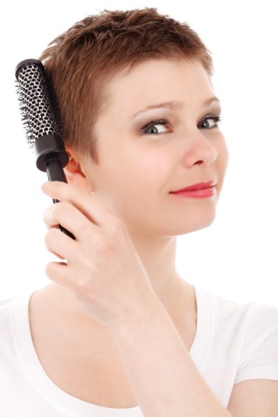 Precautions to be taken while combing hair