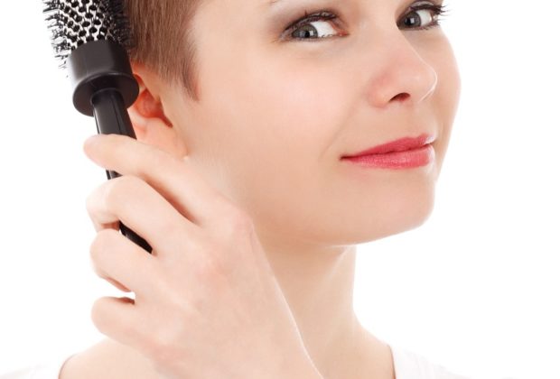 Precautions to be taken while combing hair